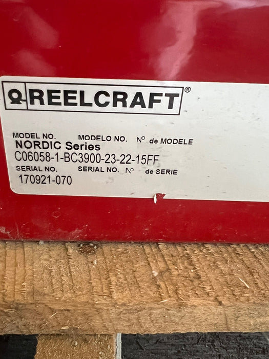 Reelcraft Nordic 3900 Series 1.5" X 100' Heavy Duty Large Frame Hose Reel